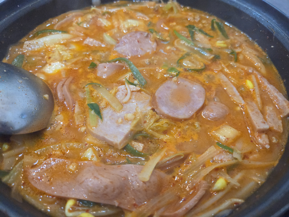 하야리부대찌개 대표 사진