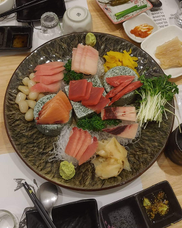 100참치 사진 2