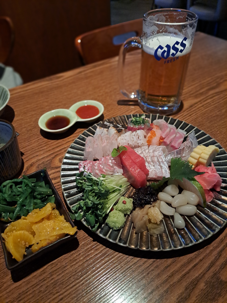 이자카야요꼬 대표 사진