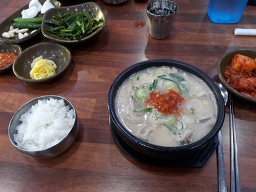 영진돼지국밥 신호점 대표 사진