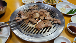 77돼지숯불갈비 대표 사진