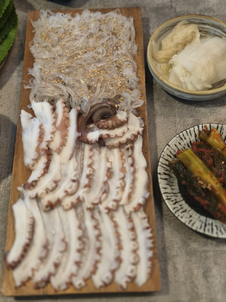 오조불 산오징어회 사진 3