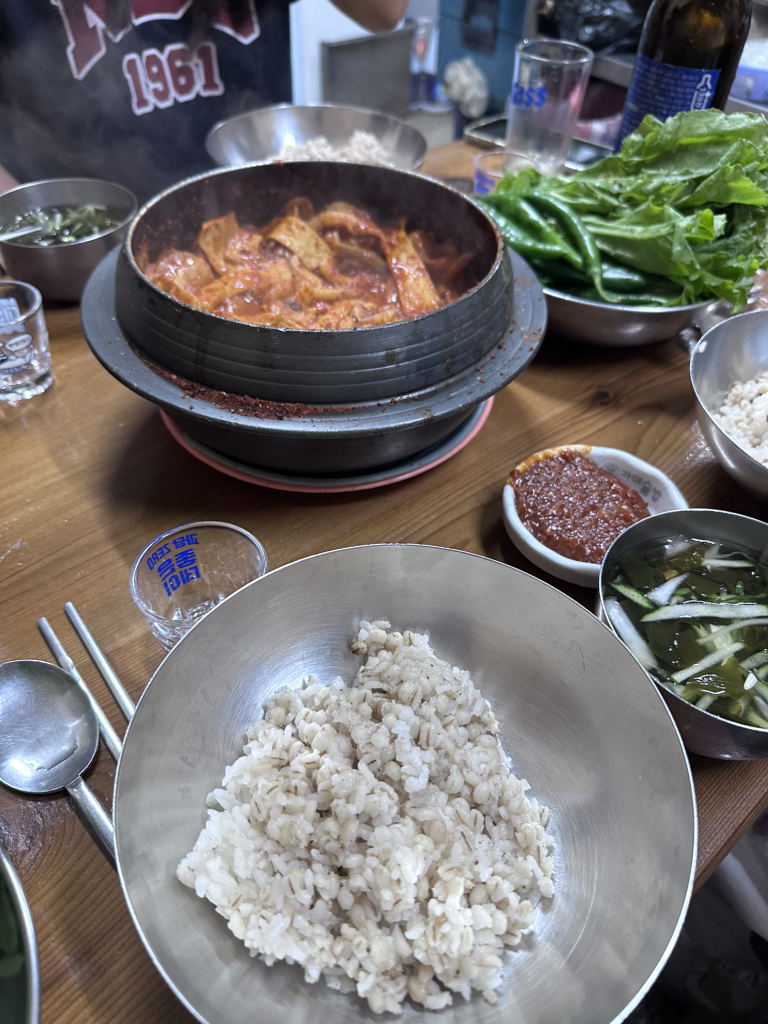간판없는김치찌개 대표 사진