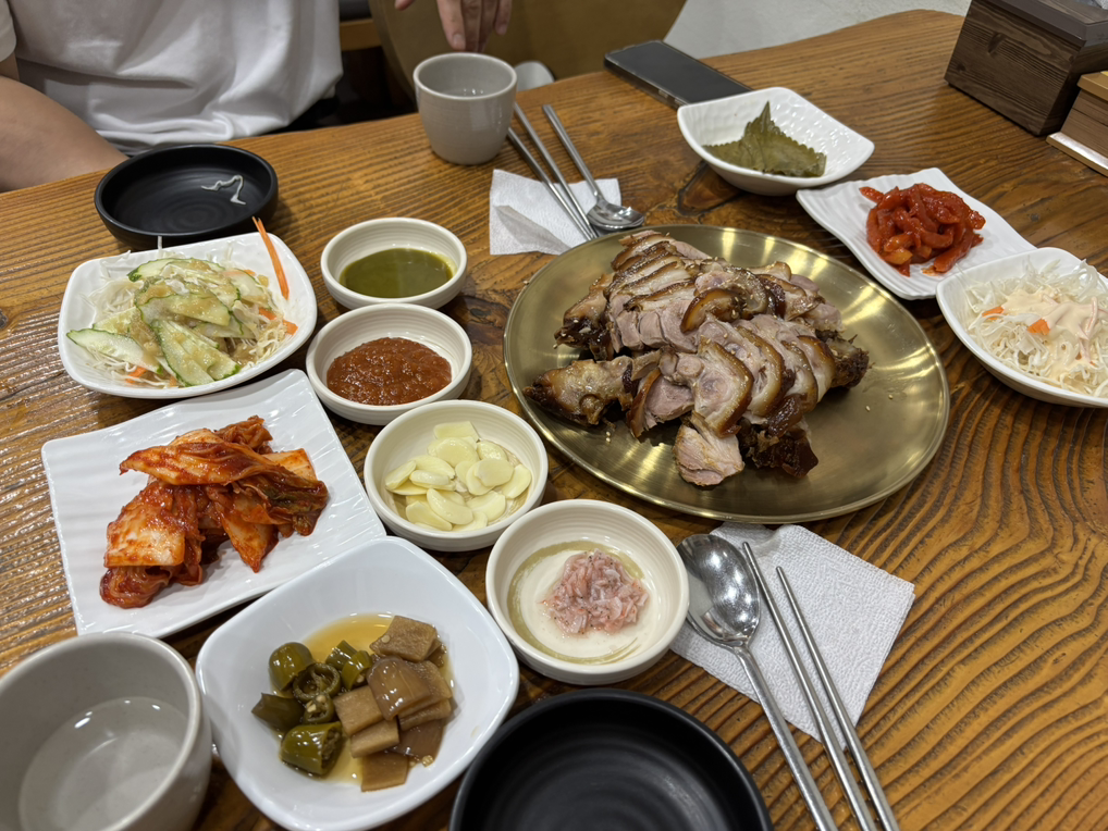 족족한날 대표 사진