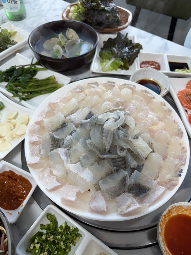 상촌횟집 사진 2