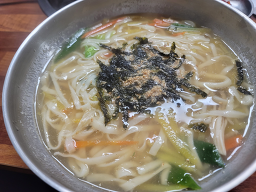 돈바지 대표 사진