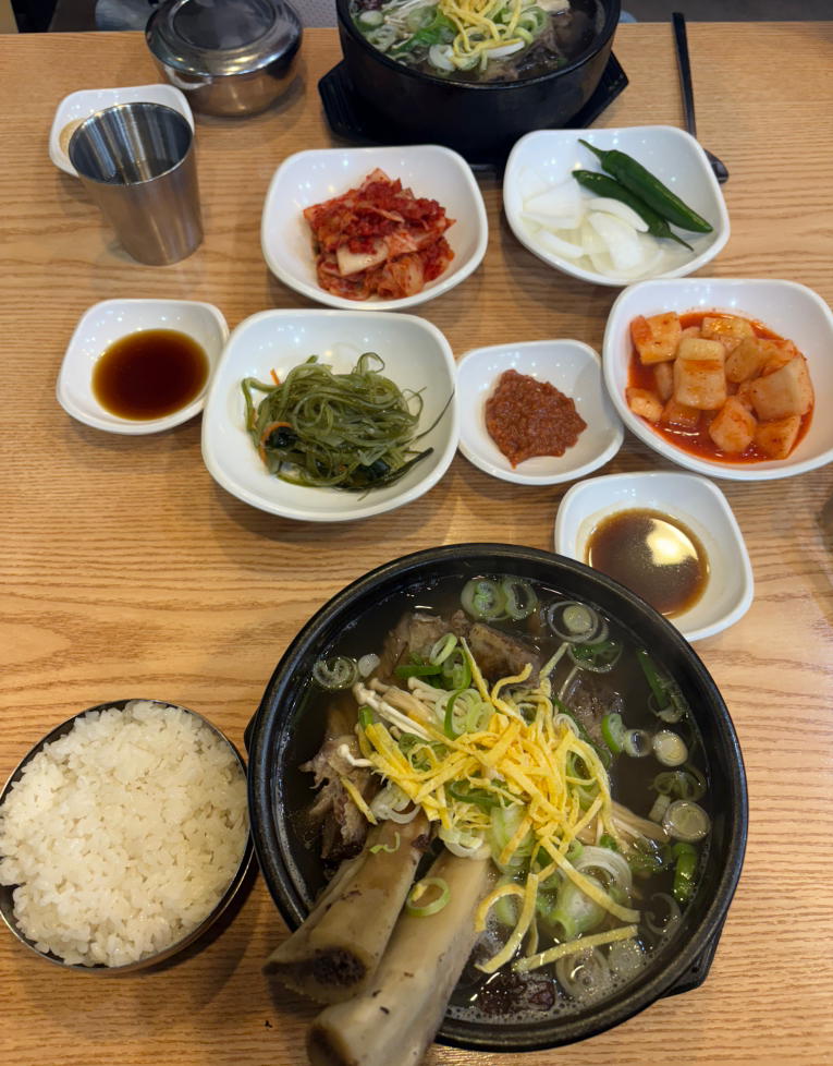 윤가네왕갈비탕 대표 사진