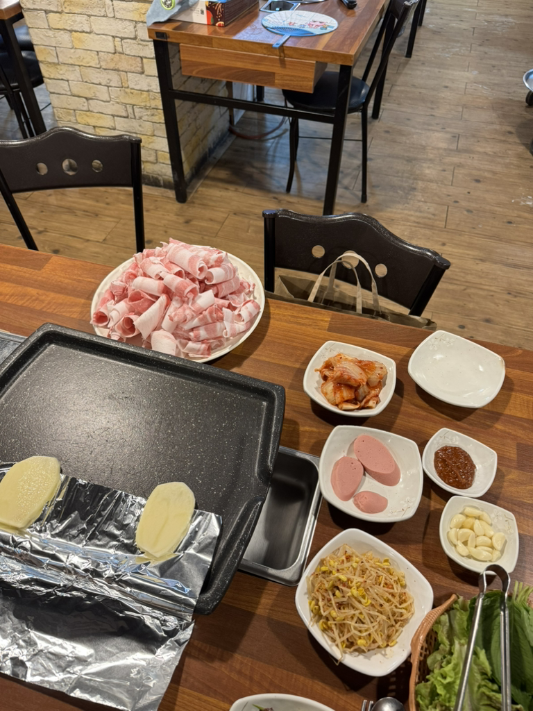 꽃돼지대패삼겹 대표 사진