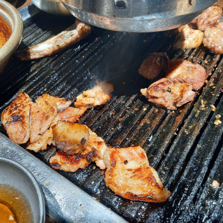 엄용백 돼지구이 동래점 대표 사진