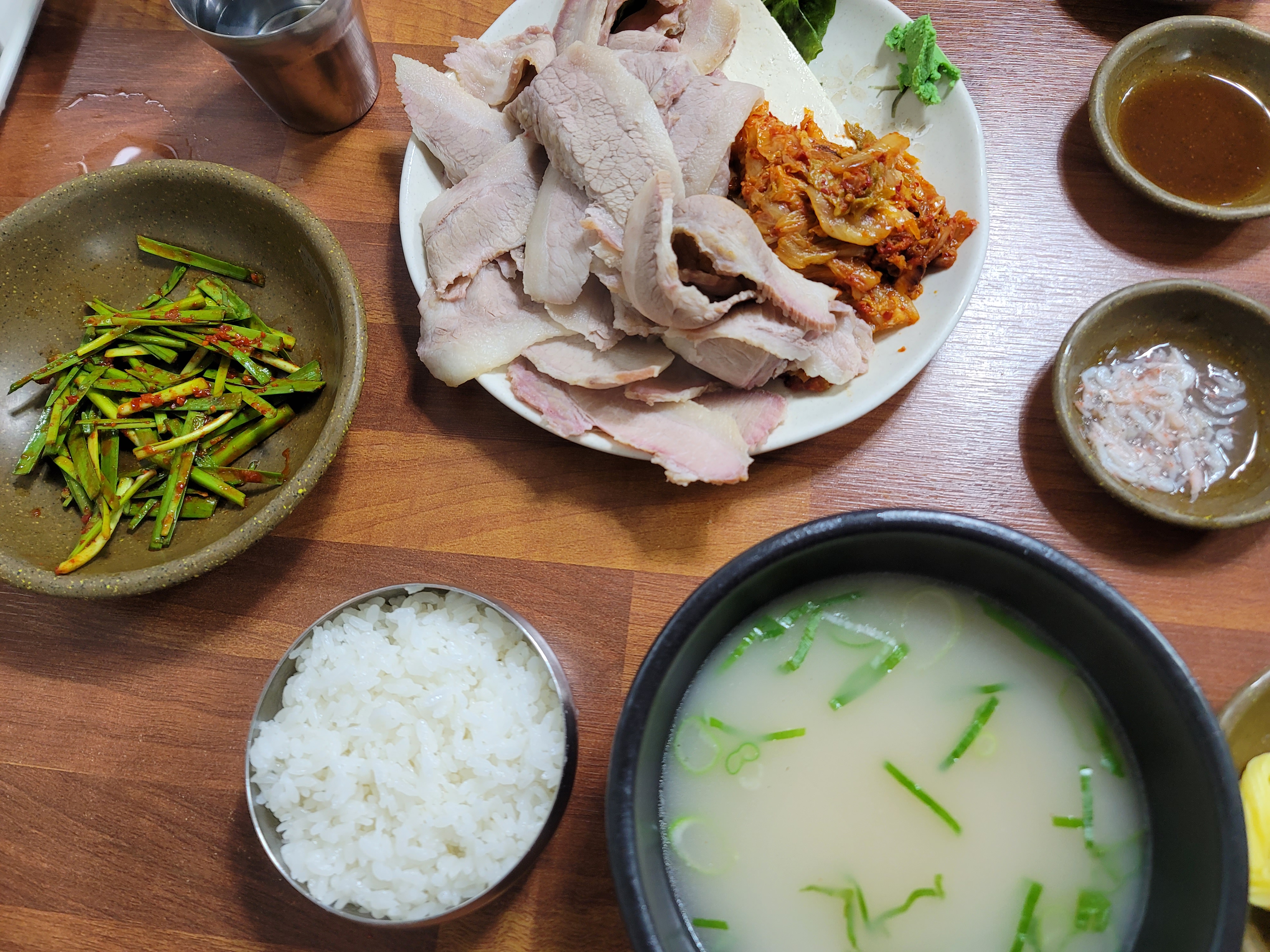 영진돼지국밥 사진 8