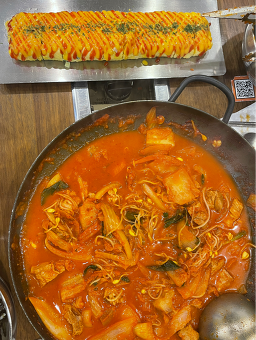 백채김치찌개 본점 사진 8
