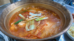 명동찌개마을 양정점 사진 3