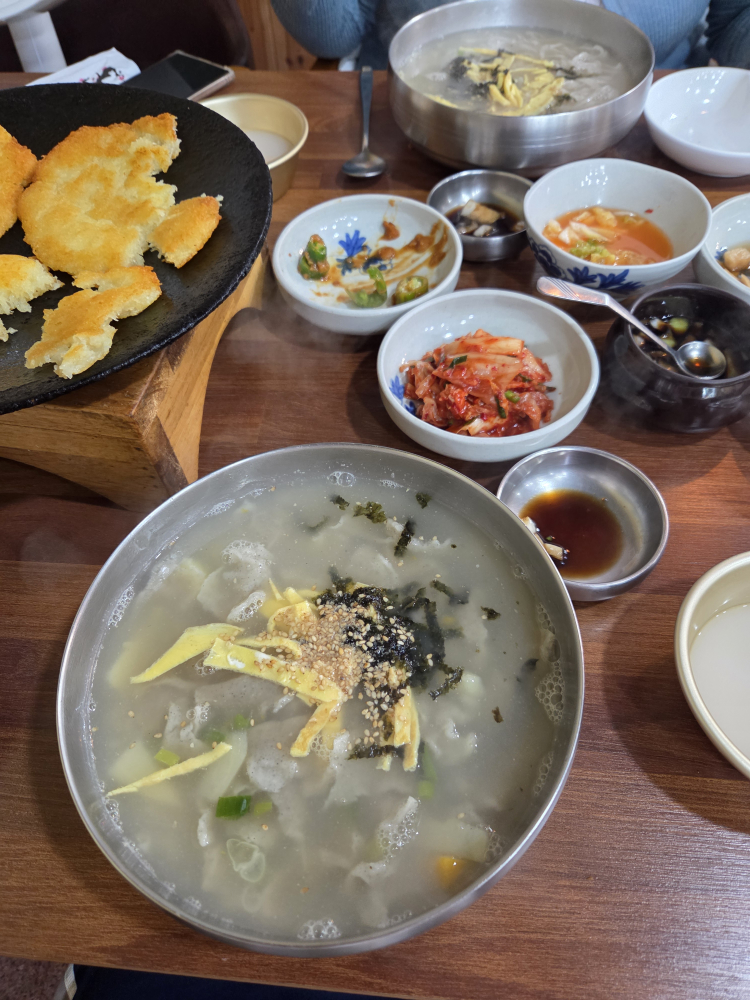 자연애손칼국수 사진 6