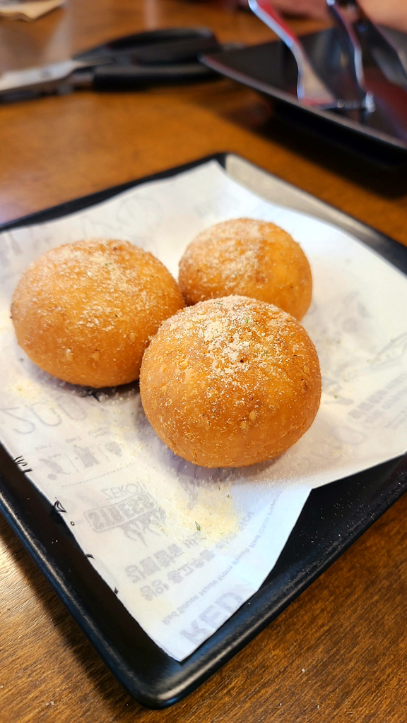 교촌치킨 수영점 사진 4