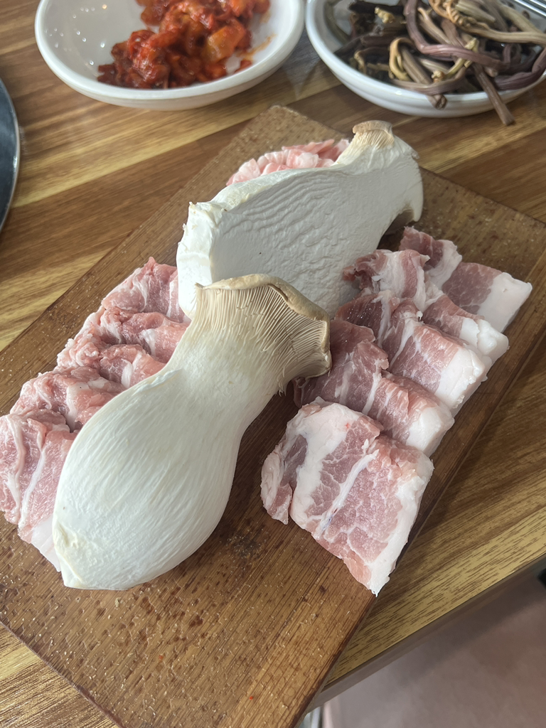 돼지야숯불꽃생삼겹 송정1호점 사진 2