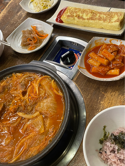 묵은지돼지김치찌개 본점 사진 5