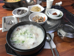 유가네한우곰탕 고흥나로우주점 대표 사진