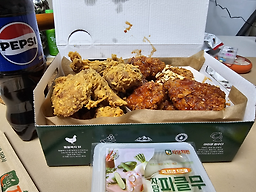 자담치킨 망미연수로점 사진 3