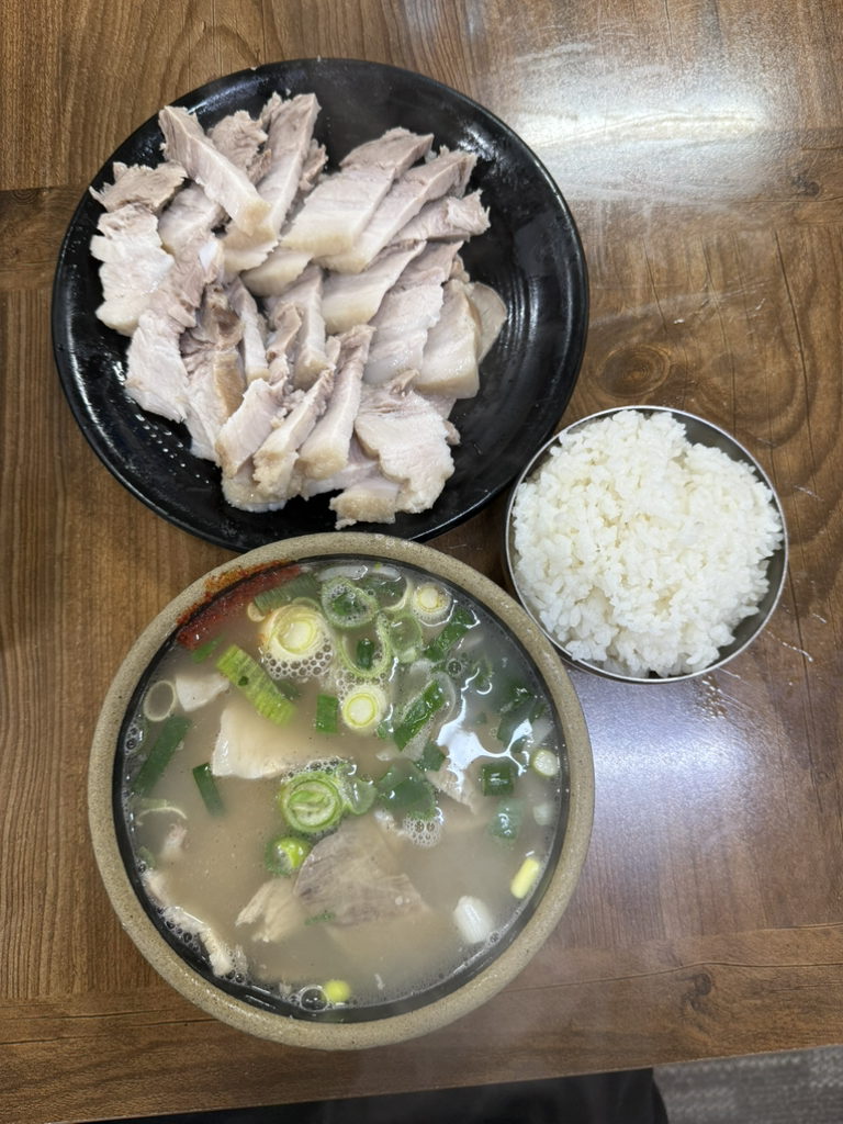 장군돼지국밥 대표 사진