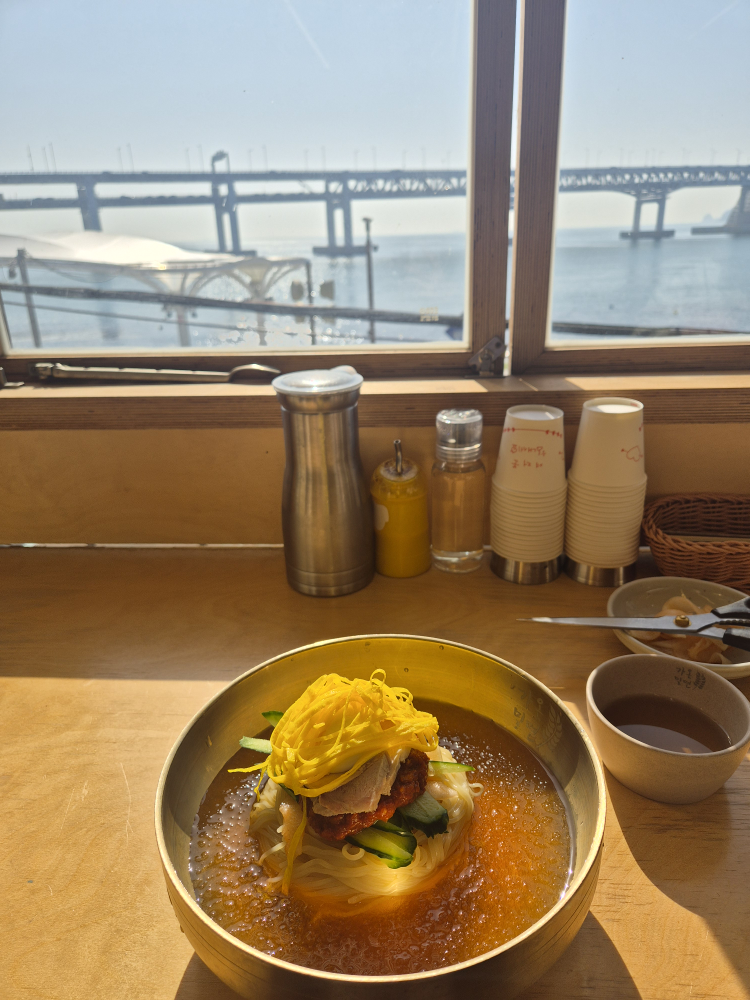 가온밀면 광안리직영점 사진 2