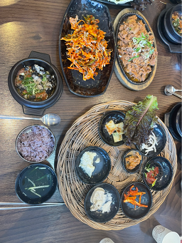 웰빙황토우렁이쌈밥 본점 사진 6