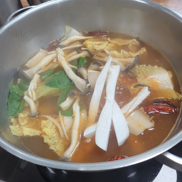 버섯샤브샤브 대표 사진