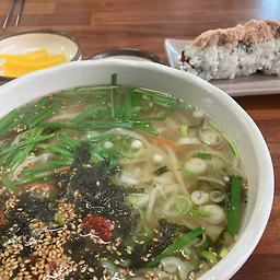 돼랑이투칼국수 대표 사진
