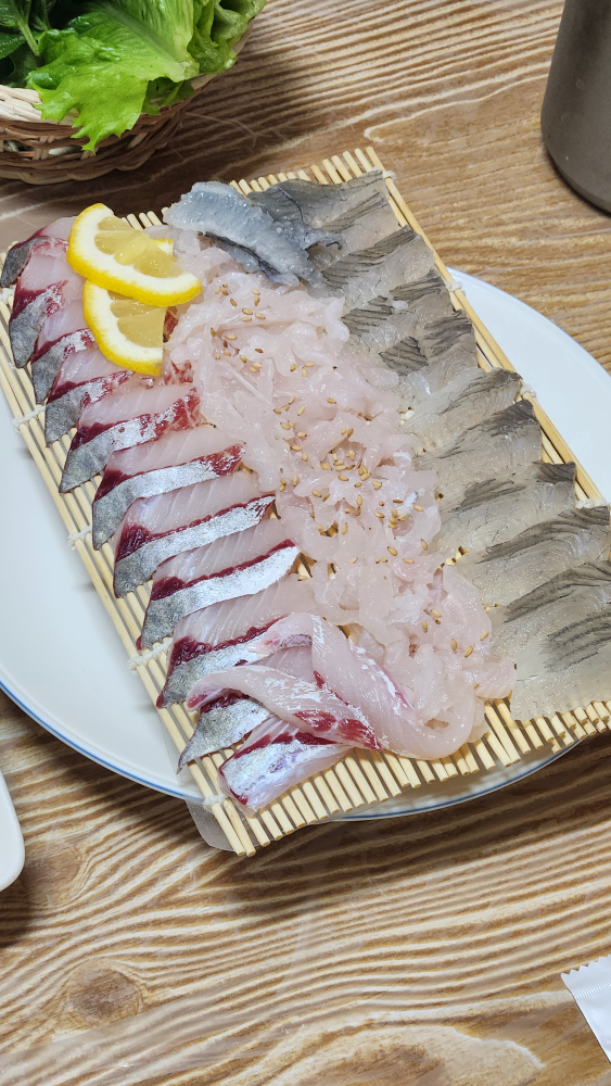 수평선횟집 사진 2