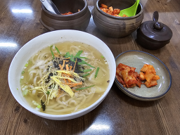 엄지손칼국수 부산본점 사진 7