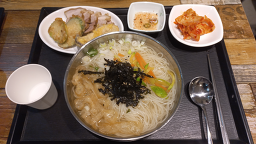 토박이잔치국수 사진 4