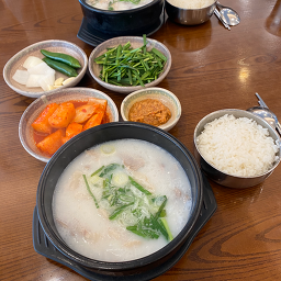 더도이종가집돼지국밥 부산역점 사진 6