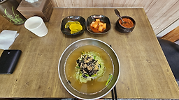 장인촌국수 대표 사진
