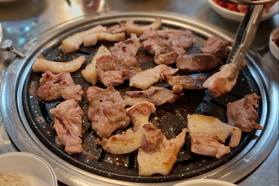 푸짐한뒷고기 사진 2