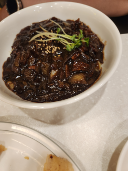 동국성 사진 7