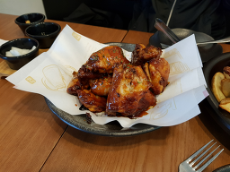 오븐에빠진닭 경포대점 사진 2