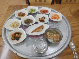 강변식당 사진 2
