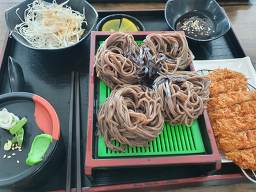 본찌야 대표 사진