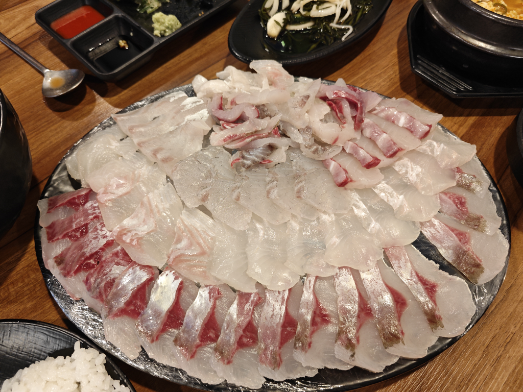 팔도횟집 사진 4