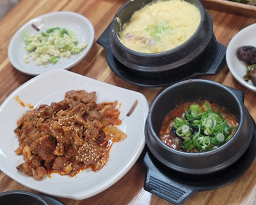 우렁이쌈밥집 대표 사진