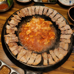 무쇠김치삼겹 서면본점 대표 사진