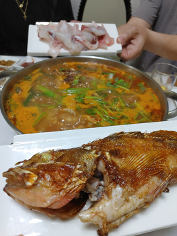 바닷가횟집 대표 사진