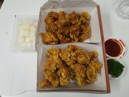 코리엔탈깻잎두마리치킨 강릉2호점 대표 사진