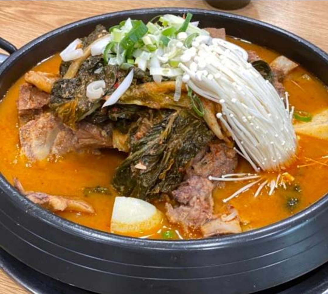 통뼈감자탕 안정공단점 대표 사진