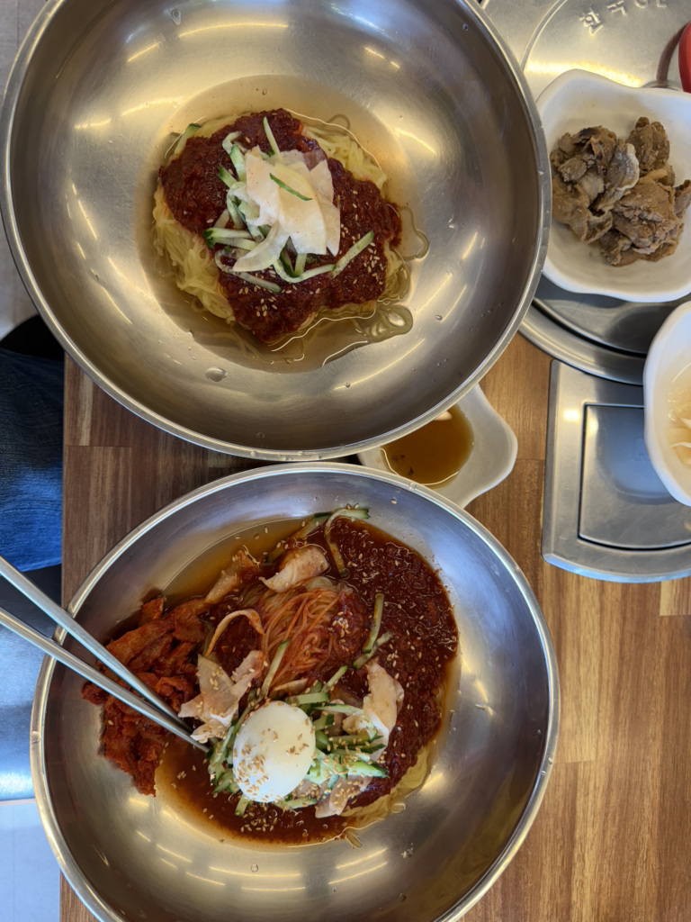 탑밀면 사진 2
