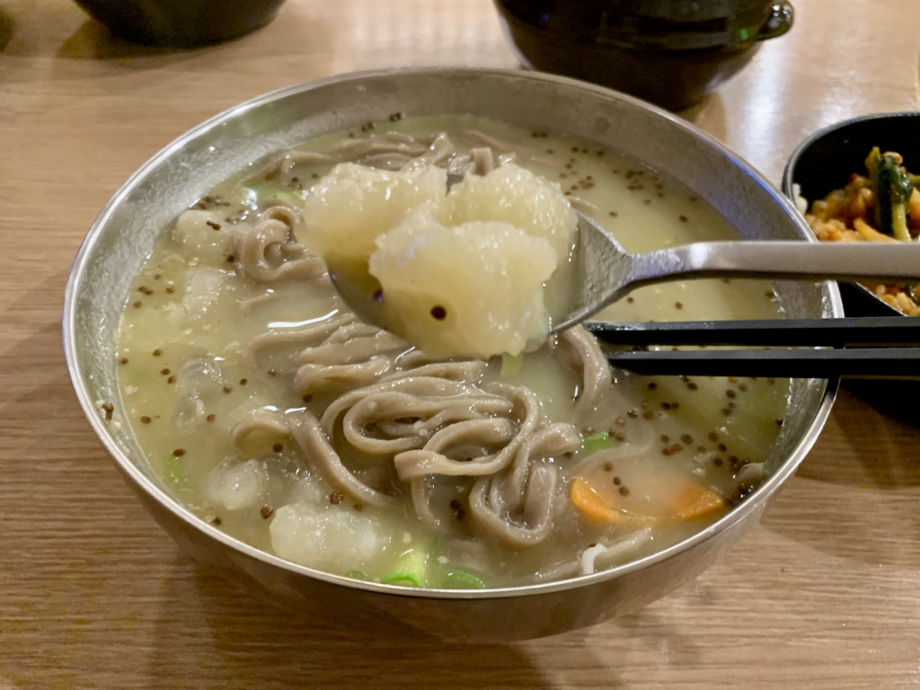 남천봉평옹심이메밀칼국수 사진 4