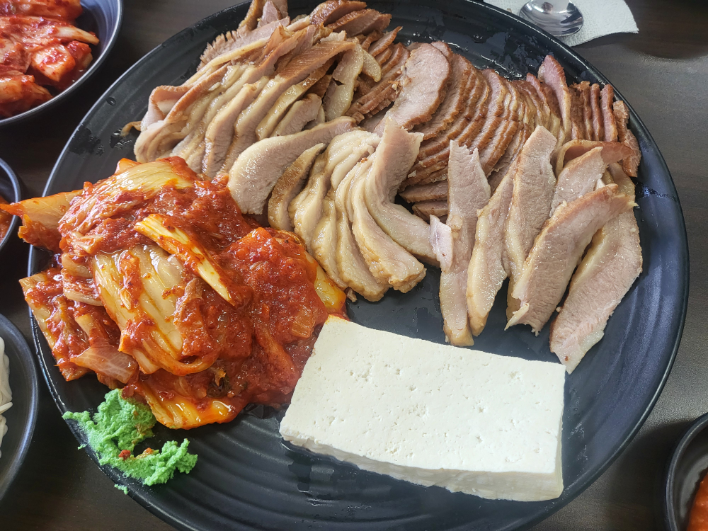 명품돼지국밥수육 대표 사진