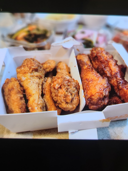 교촌치킨 신평1호점 사진 2