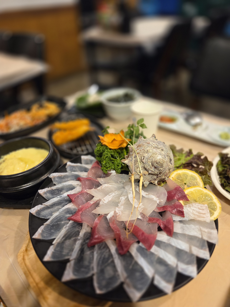 막썰어파는횟집 사진 2