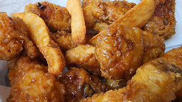 교촌치킨 팔마점 사진 2