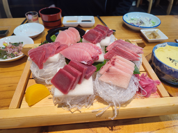 참치병장 사진 3